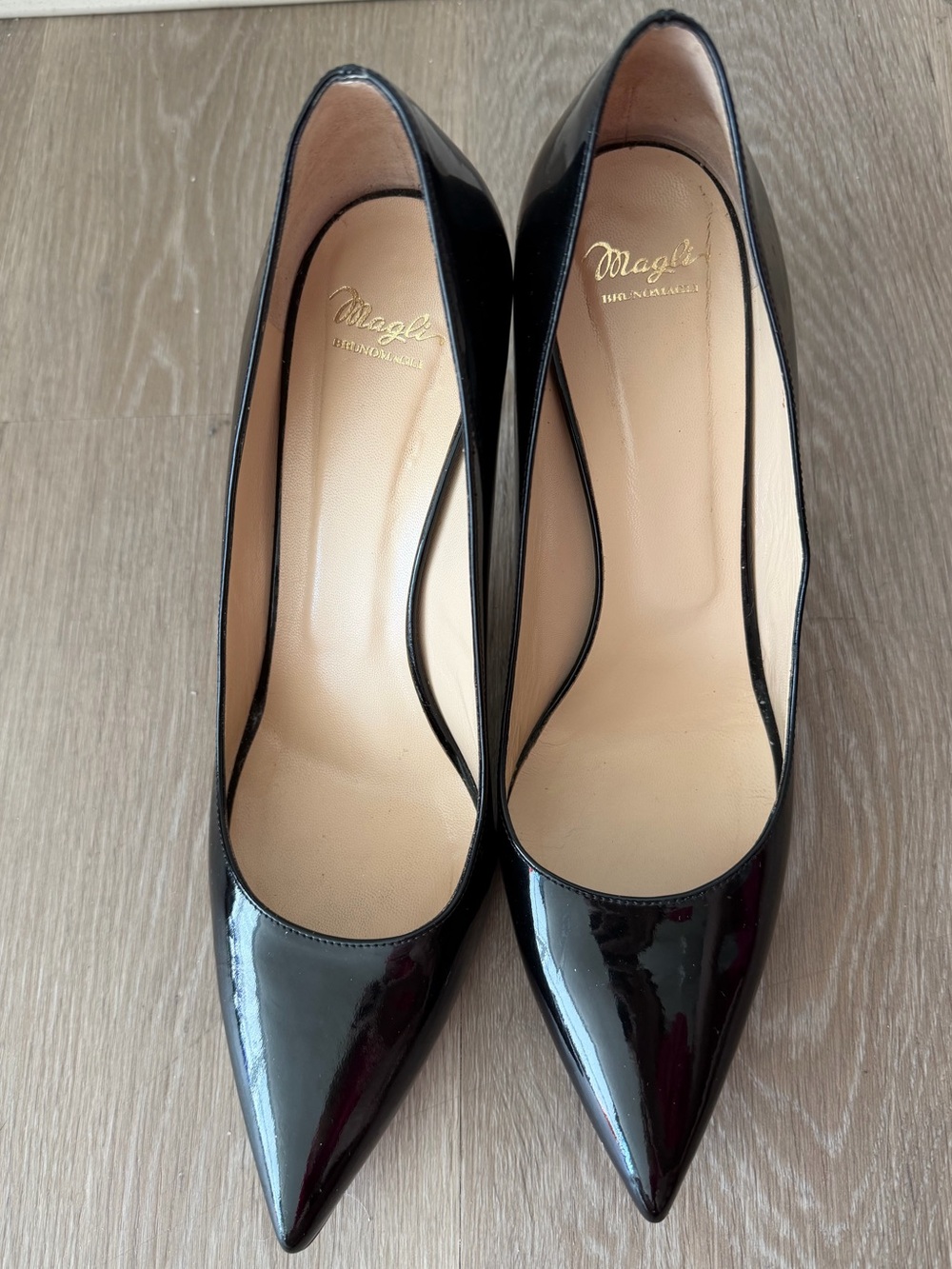 Magli Bruno Magli Black Patent Pointed-Toe Mid Heel Pump - Picture 3 of 10